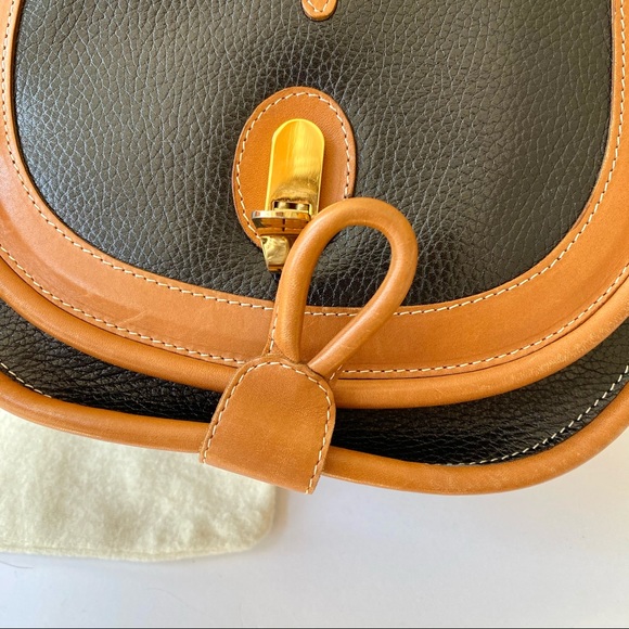 🥳🎉HOST PICK🎉🥳i santi Leather Saddle Bag - Picture 4 of 10